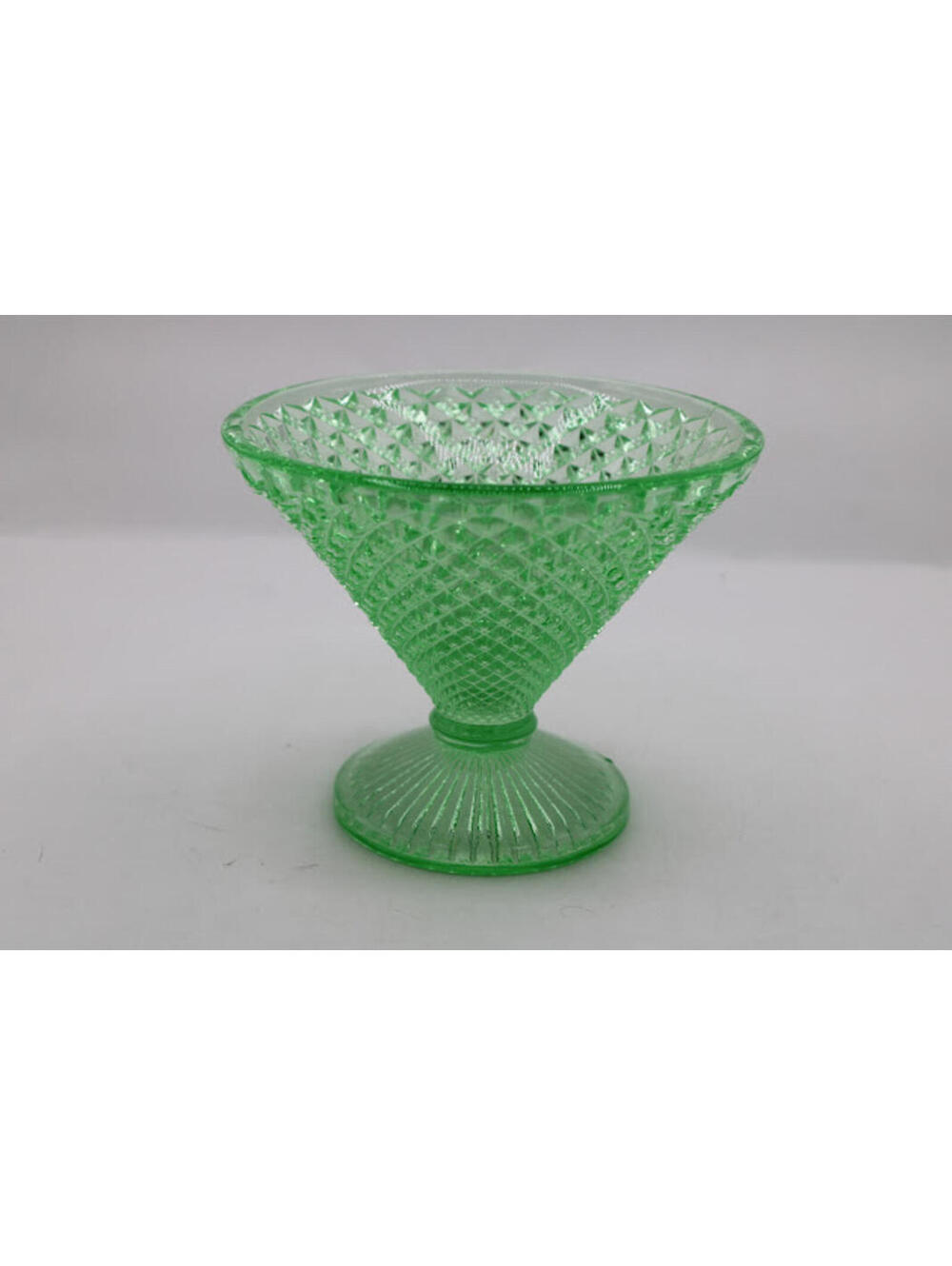 Vintage Fenton Glass Mint Green Diamond Pattern Footed Bowl 5.25" Wide 4" Tall